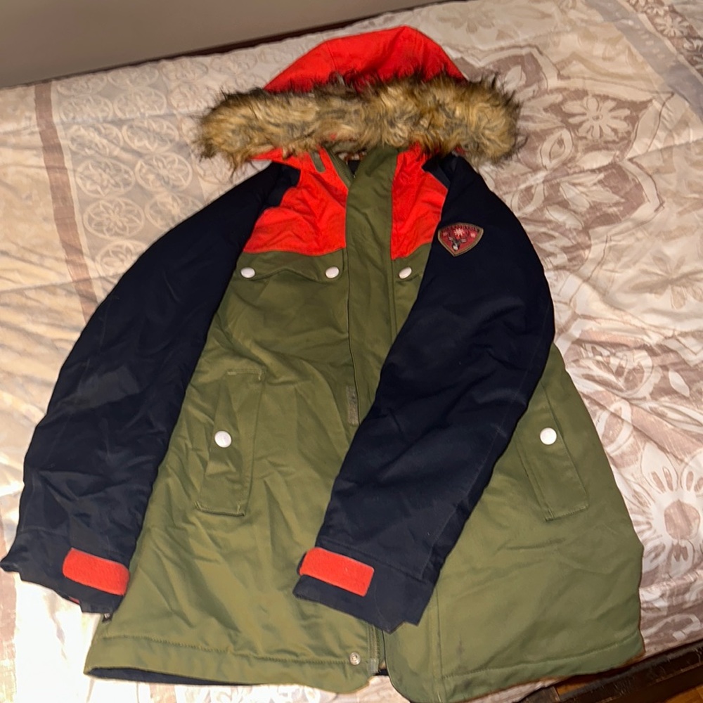 686 women’s snowboarding jacket. Absolutely love this jacket: like new!